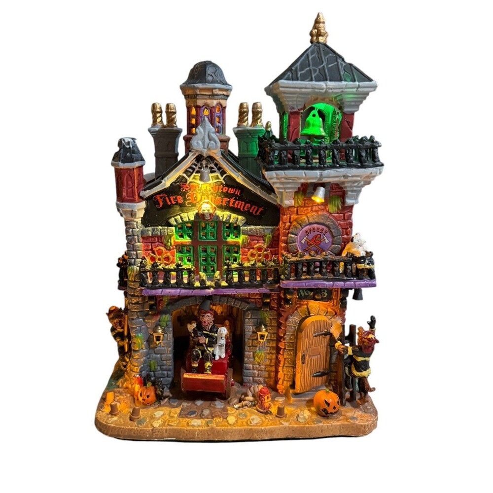Lemax Spooky Town Fire Department Halloween Village 2011 Retired 15191 READ